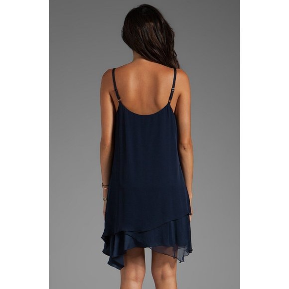 Alice & Olivia sz S 100% Silk spaghetti strap scoop neck asymmetrical shift mini - Picture 2 of 11